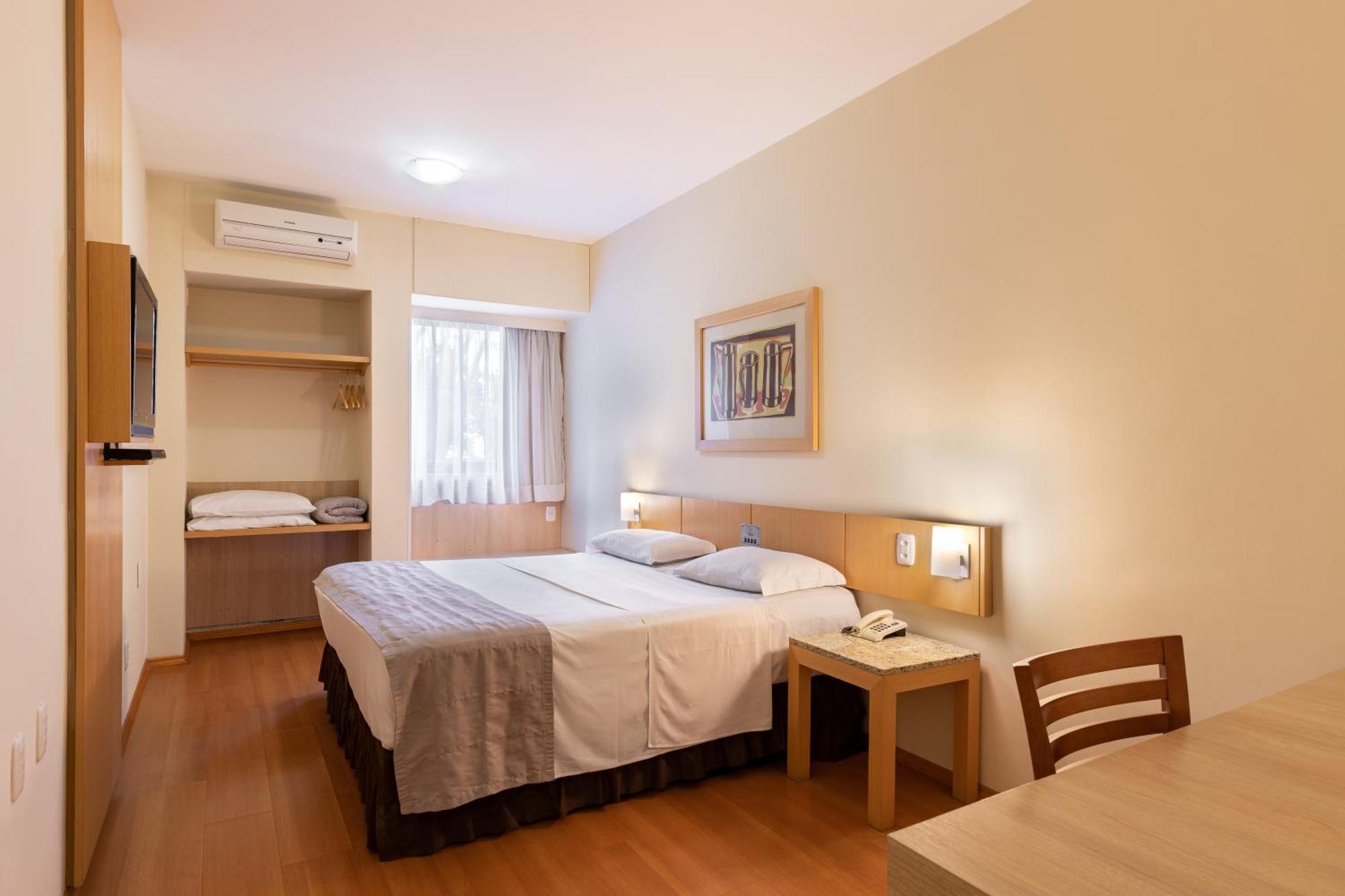 Hotel Crystal Londrina Zewnętrze zdjęcie