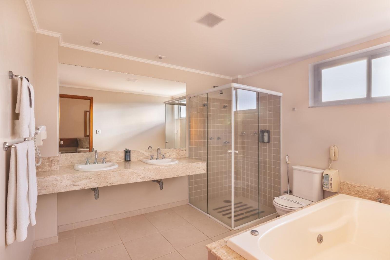 Hotel Crystal Londrina Zewnętrze zdjęcie