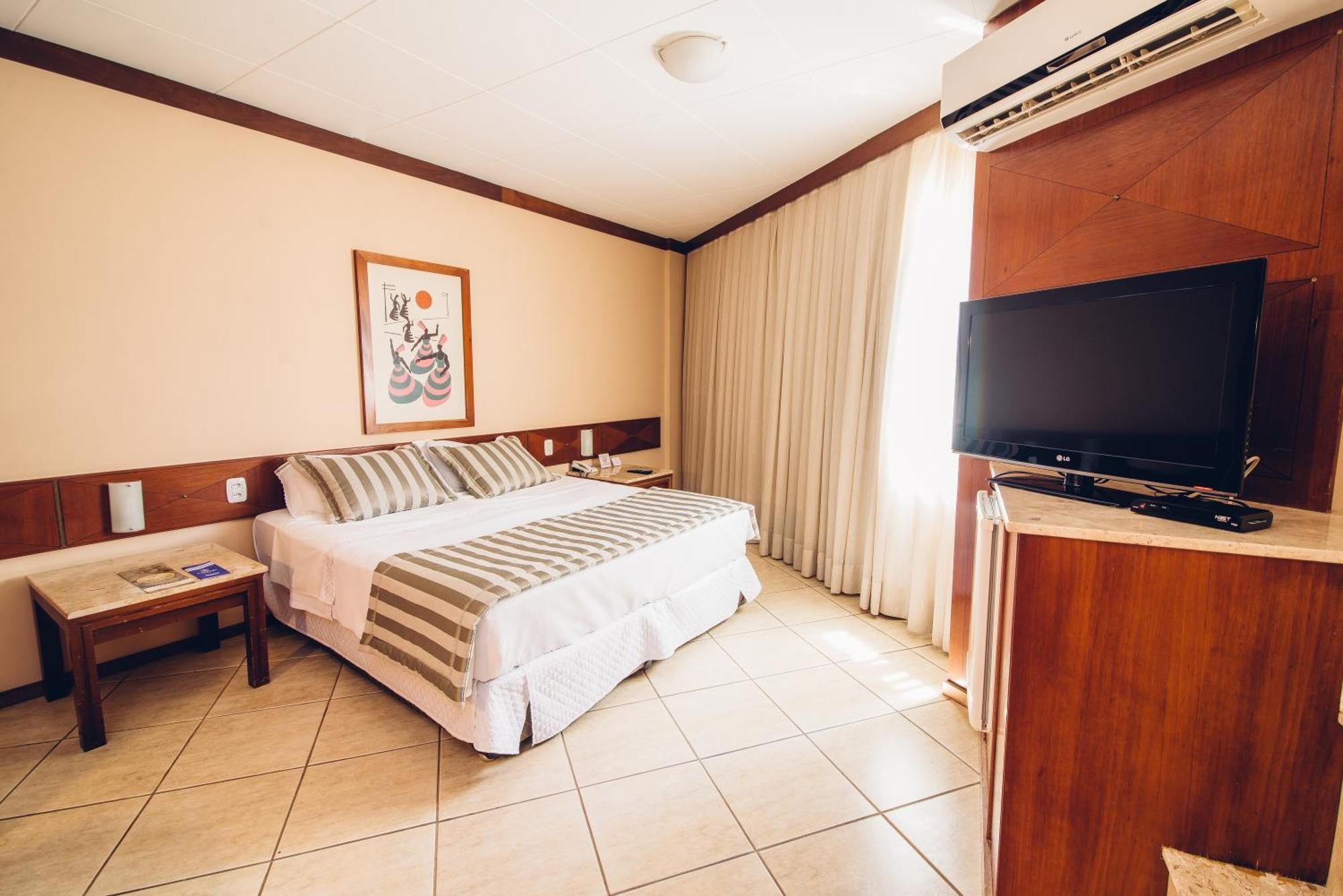Hotel Crystal Londrina Zewnętrze zdjęcie